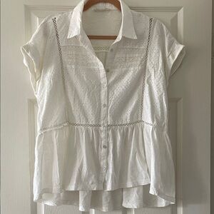 Lucky Brand White Eyelet Button-Down Shirt Size M